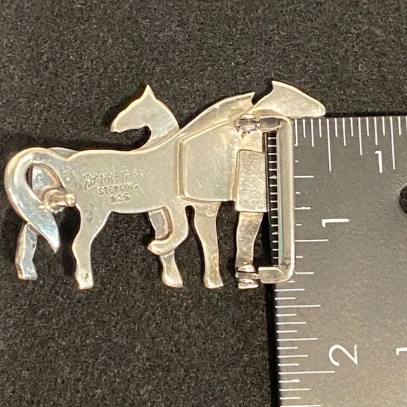 Signed-Pat Areias Equestrian Sterling Silver Horse Belt Buckle Pat Areias Sterling Silver Horse Buckle M2812 main image 2